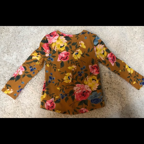 Old Navy, Girl’s Size 3T, Flowered Tee - Picture 2 of 2